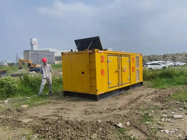 盂县200KW柴油发电机机组每小时的油耗量受哪些因素影响？