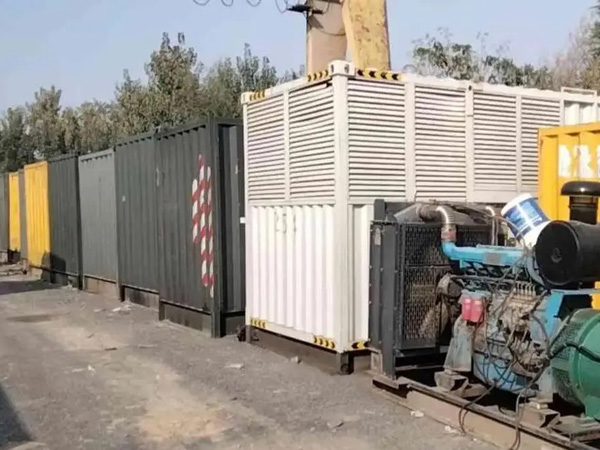 盂县200KW柴油发电机机组每小时油耗是多少?